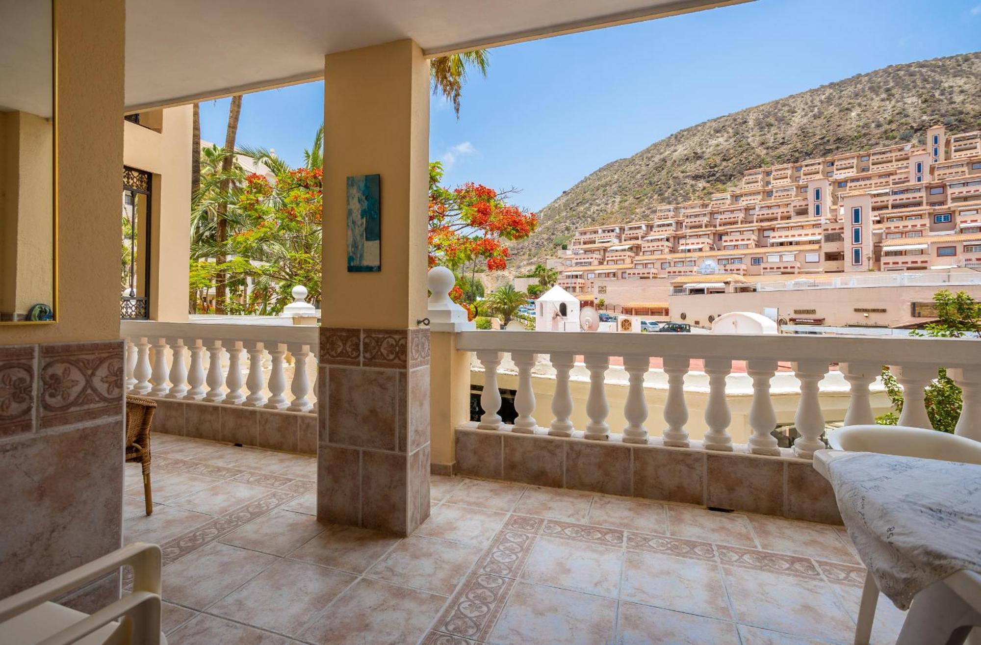 Castle Harbour Melanie'S Apartment By Lovetenerife Los Cristianos  Exteriör bild